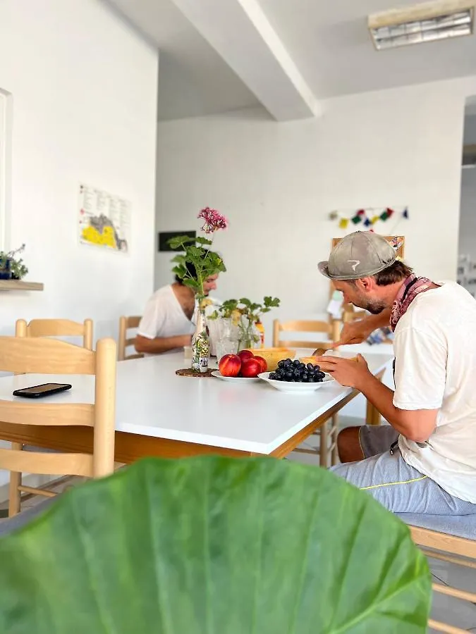 Hostel Hasta La Vista Sarandë