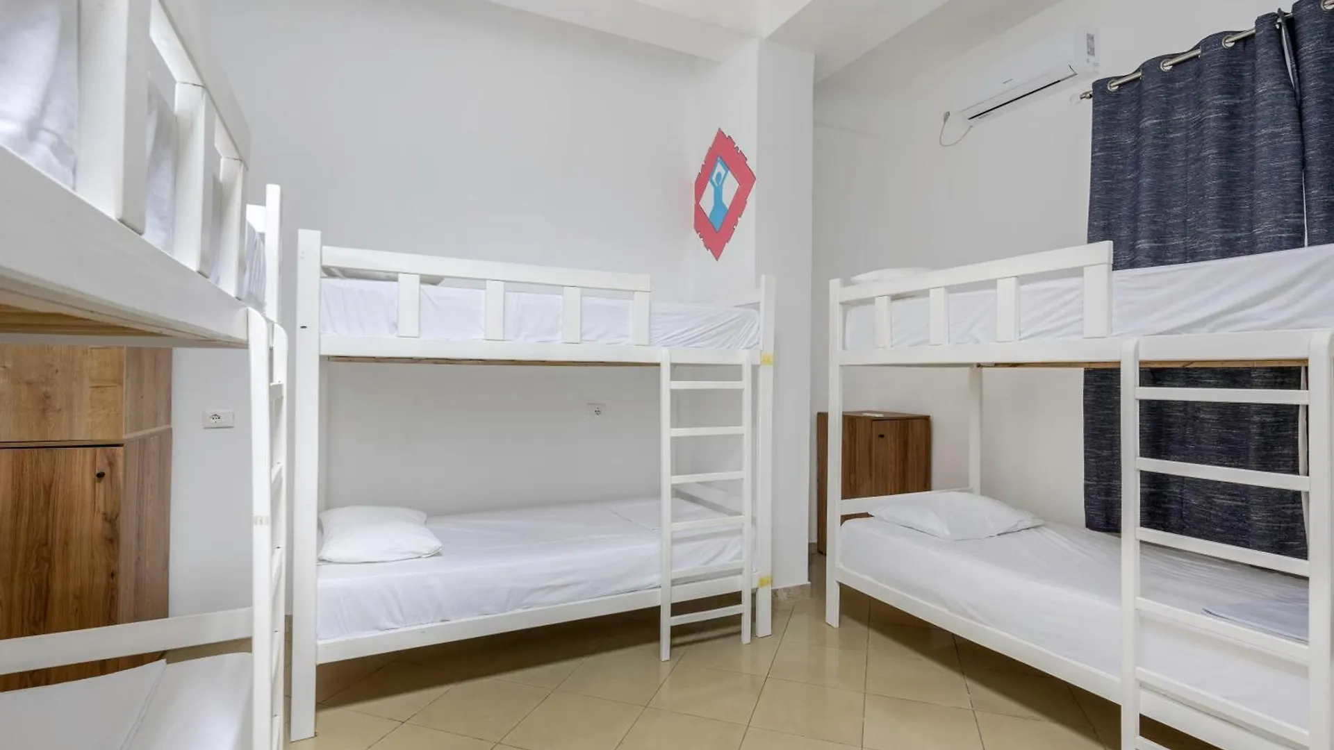 Hostel Hasta La Vista Sarande 0*,  Albania