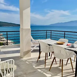 Viola Sea View Penthouse Саранда