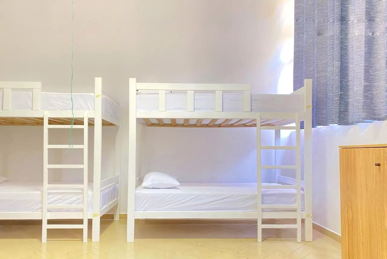 Hostel Hasta La Vista Sarandë