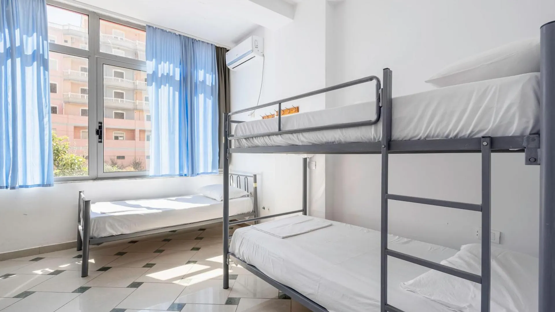 Hostel Hasta La Vista Σαράντα Αλβανία